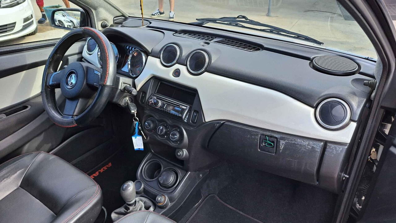 Aixam GTO Minicar 2015