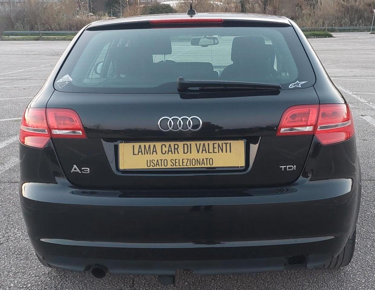 AUDI A3 SPORTBACK S.TRONIC -2.0 CAMBIO AUTOMATICO