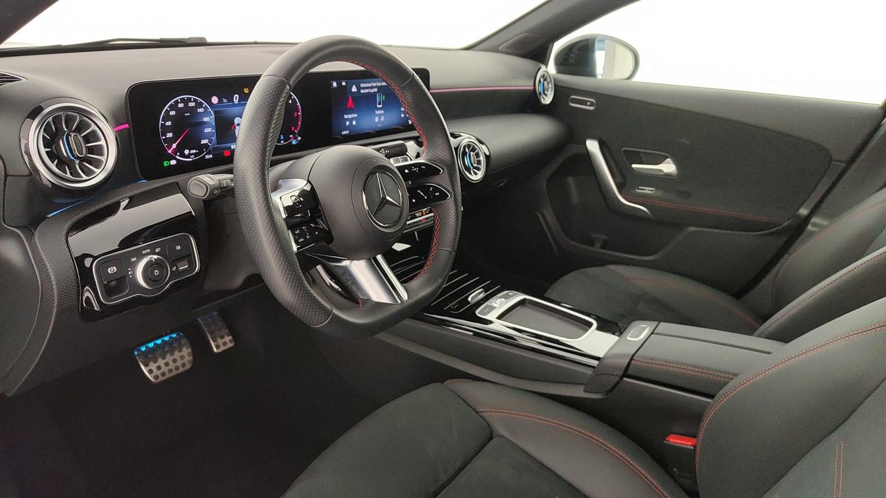 Mercedes-Benz A 180 d Premium auto