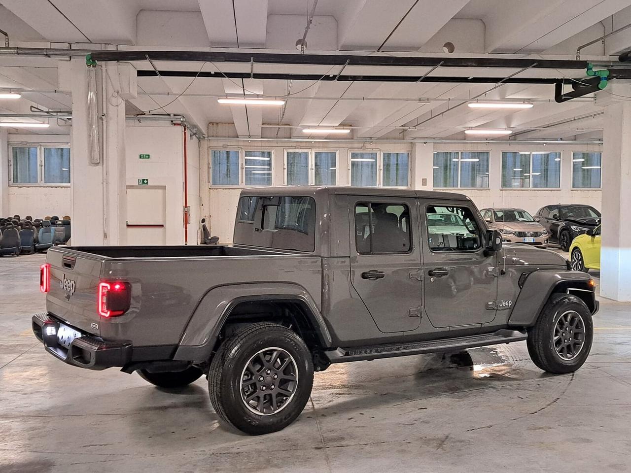 Jeep Gladiator 3.0 V6 Diesel 264CV Overland 4WD AT8 MY'23 Km. Zero