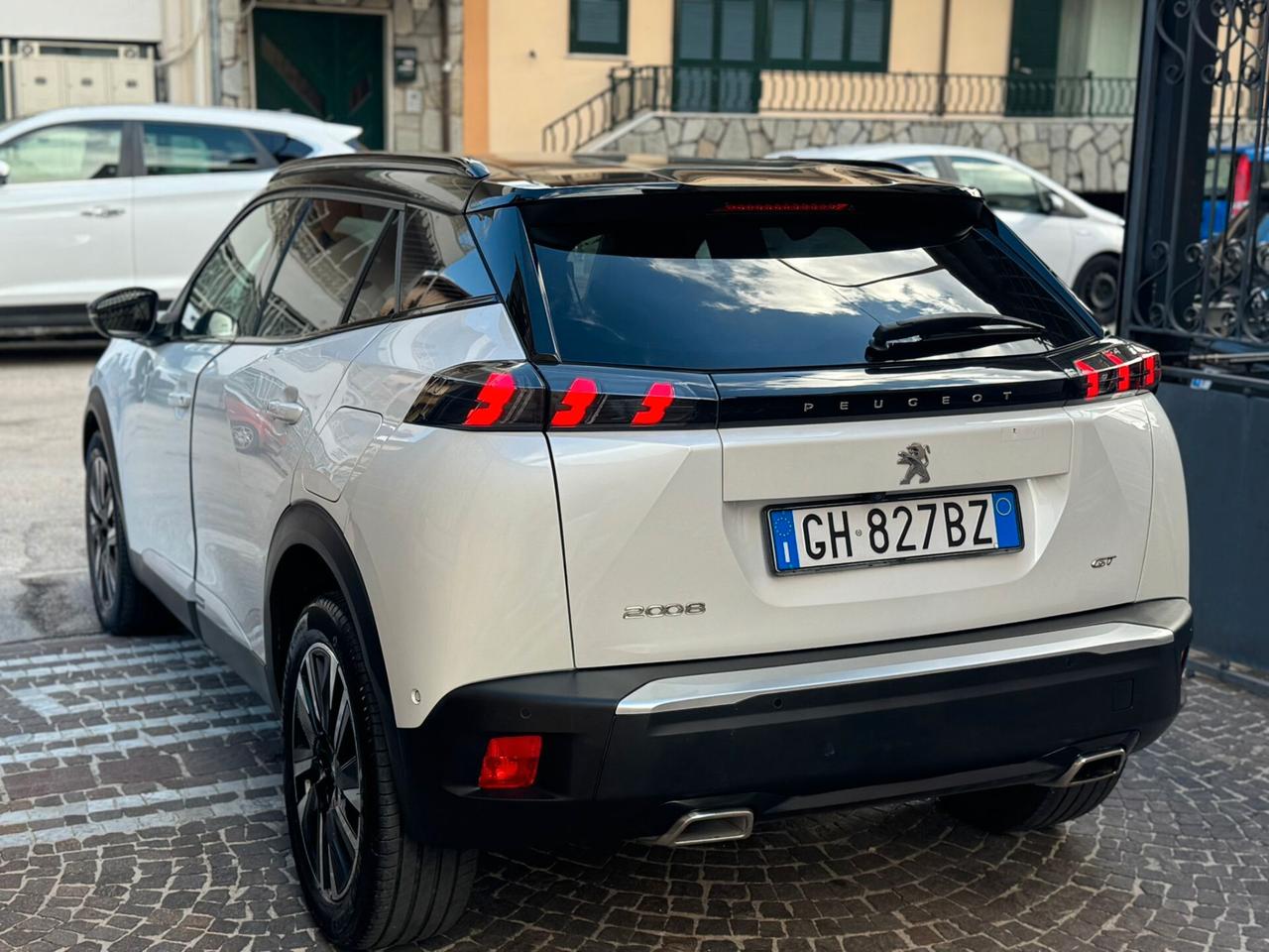 Peugeot 2008 BlueHDi 130 S&S EAT8 GT Pack