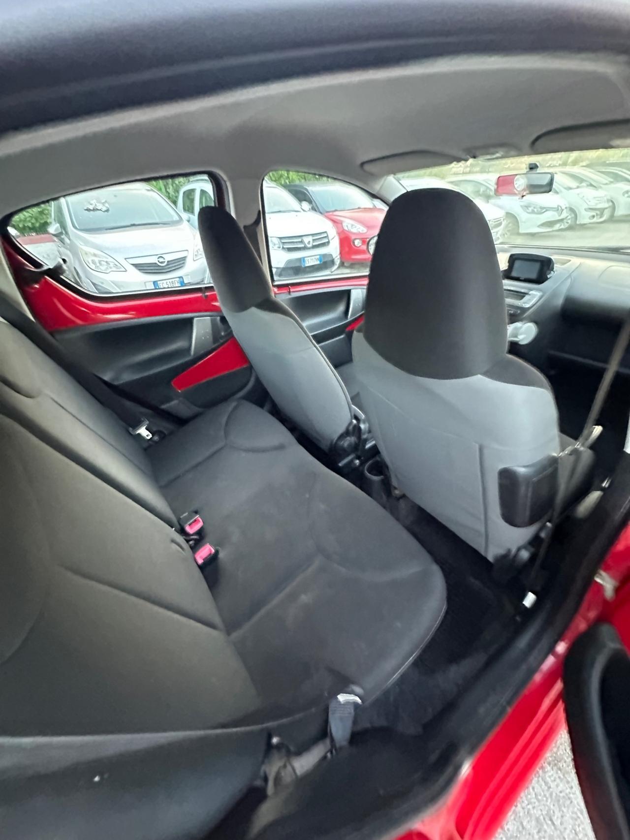 Toyota Aygo 1.0 12V VVT-i 5 porte Cool Soda Connect