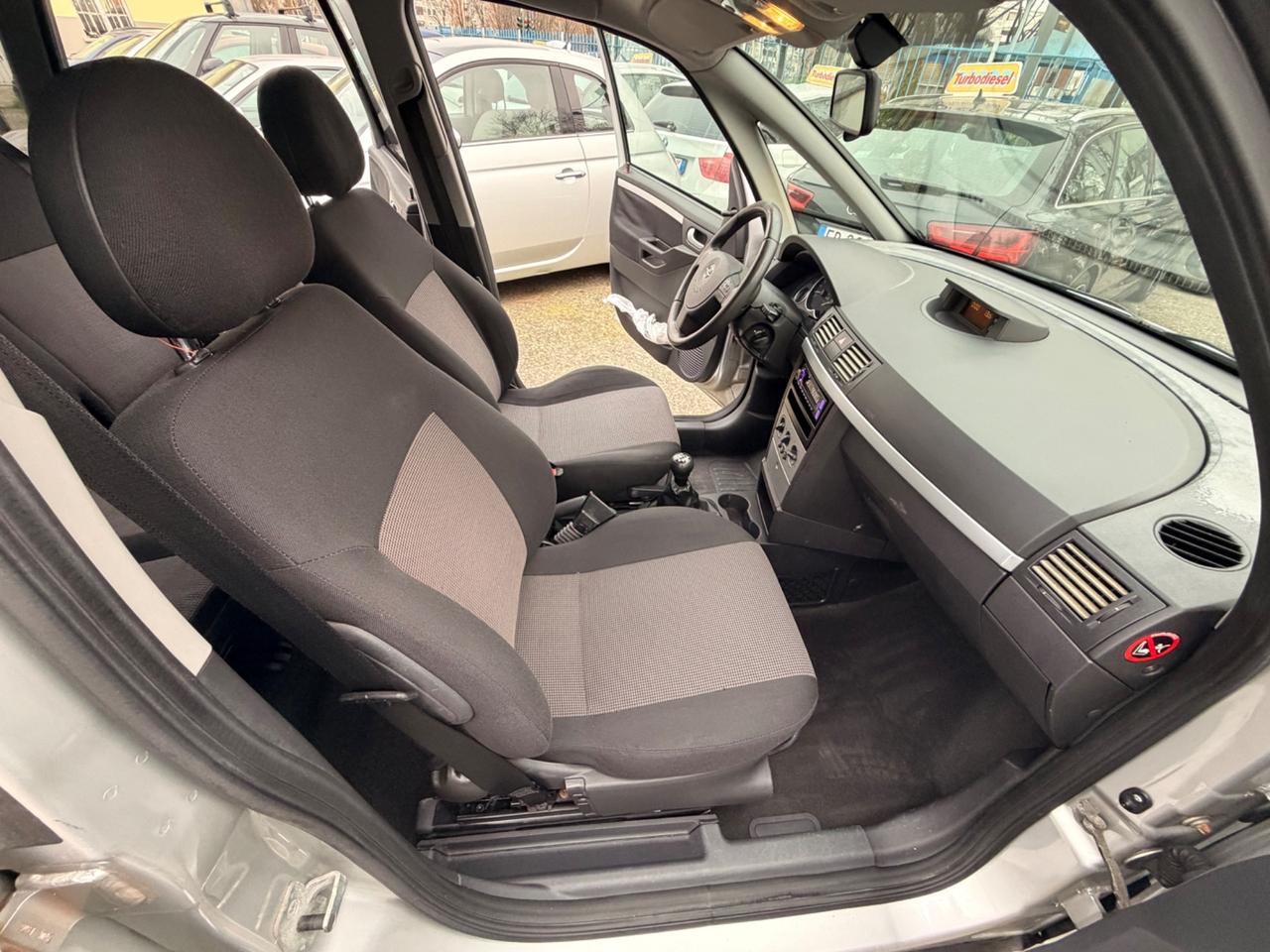 Opel Meriva 1.6 Benz Cosmo
