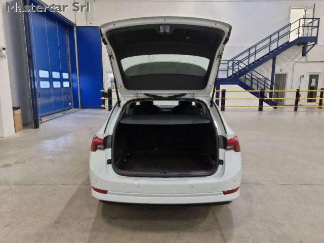 SKODA Octavia Octavia Wagon 1.0 e-tec Executive dsg -. GF253RS