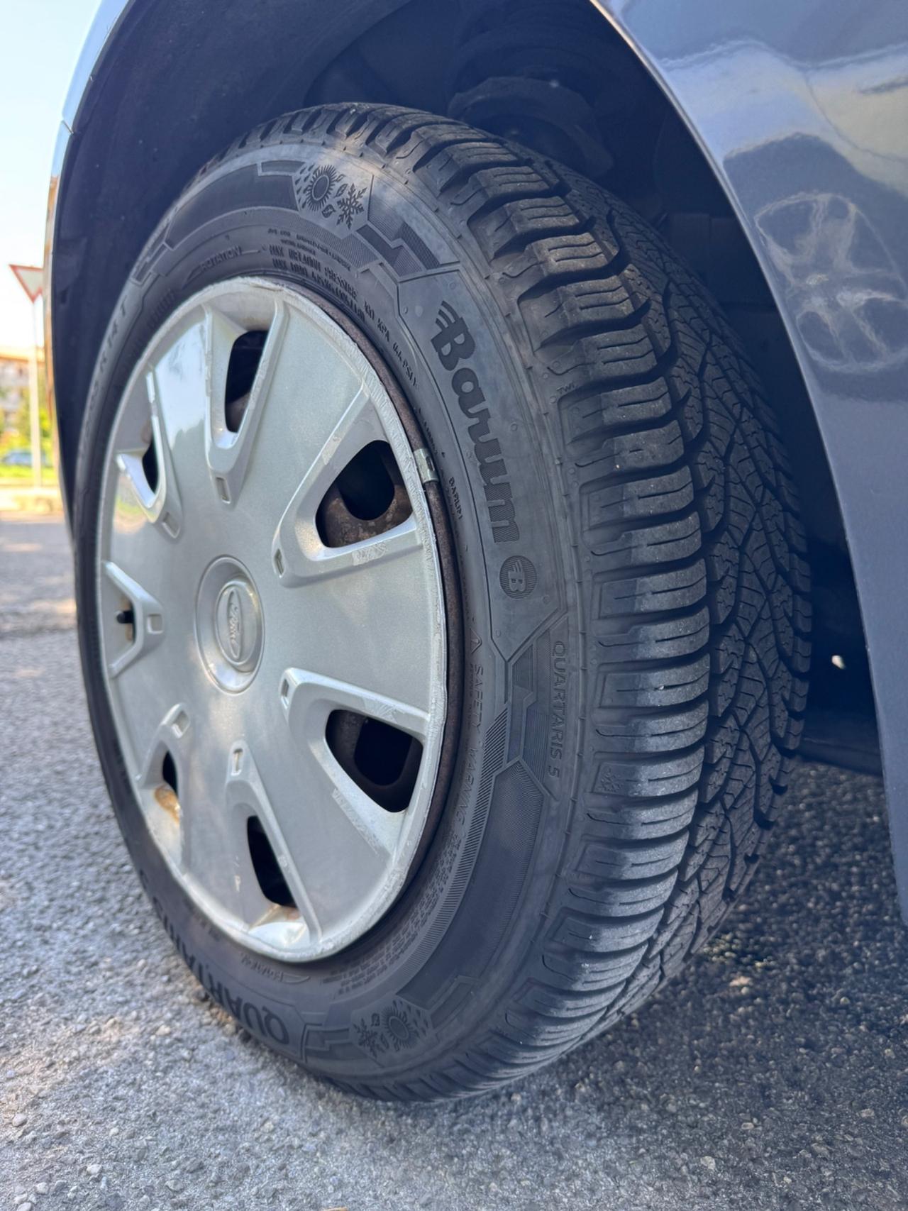 Ford Fiesta 1.2 benzina 75cv