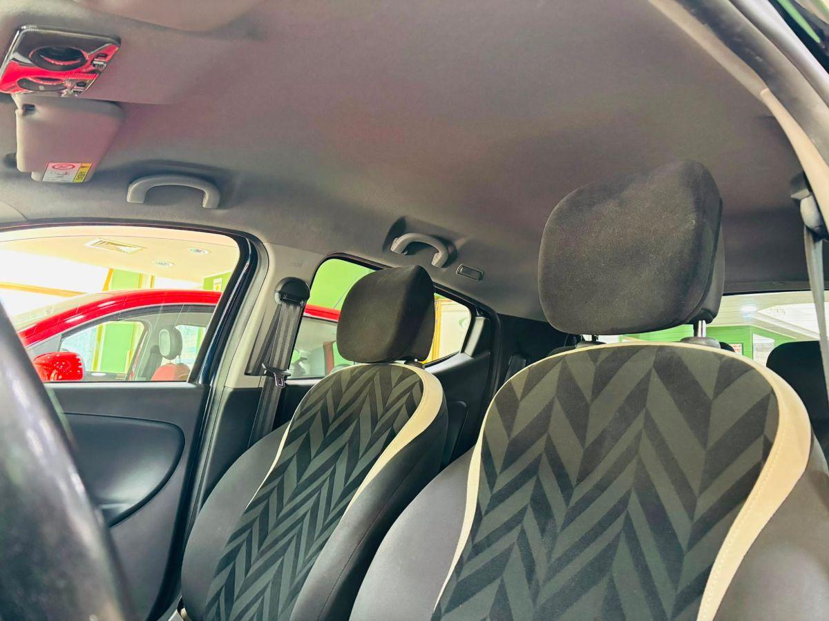 Lancia Ypsilon 1.2 69 cv 5p. GPL Ecochic