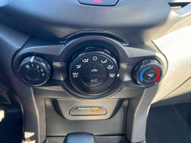 Ford EcoSport 1.5 110 CV Powershift Plus