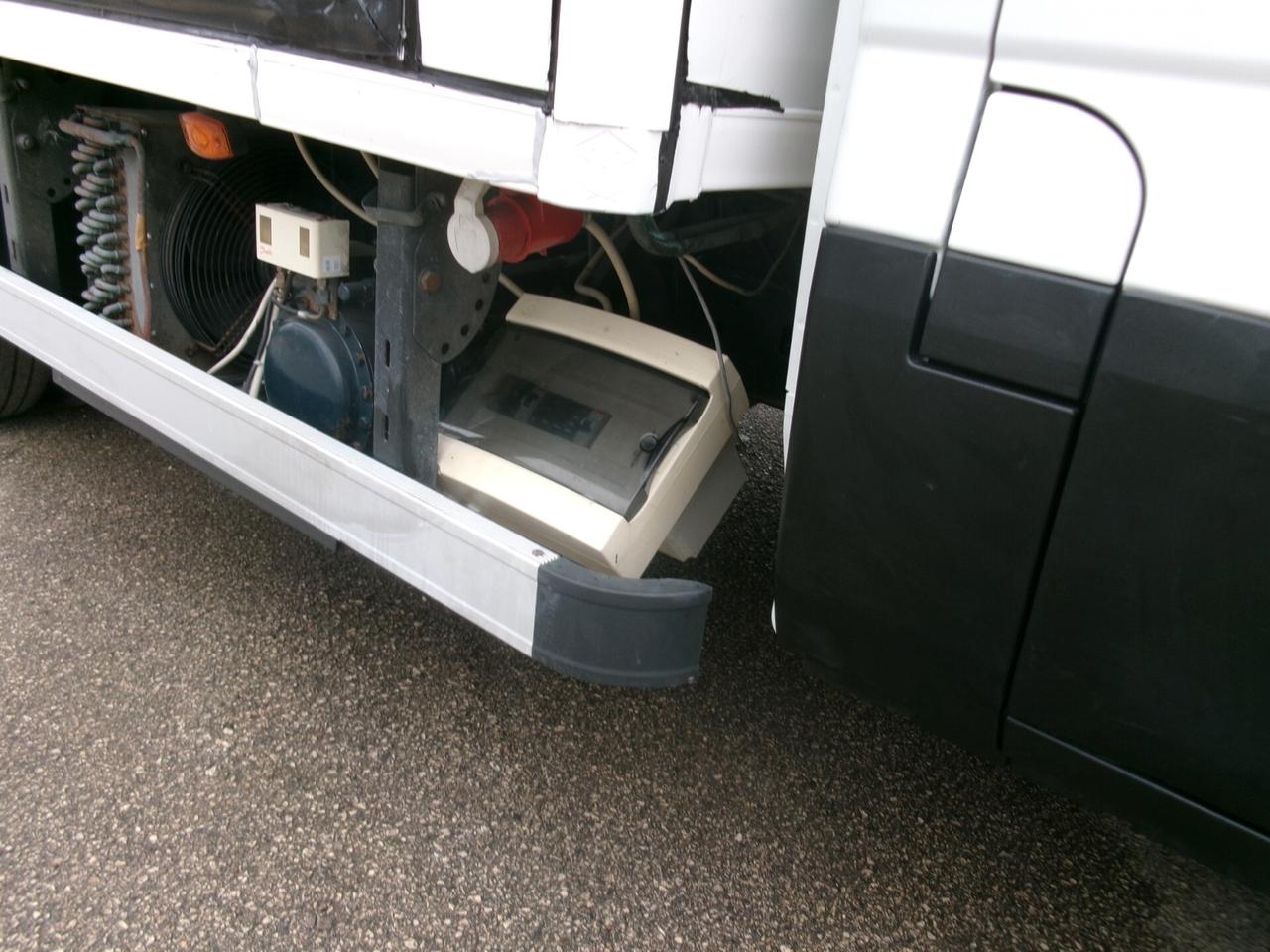 Iveco Daily 35C15 3000 150CV E5 FRIGO ATP FRCX -20° 12/2028 7 PEDANE