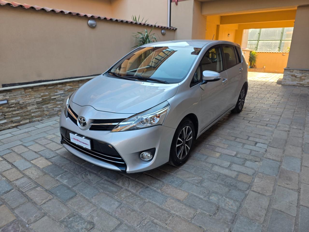 Toyota Verso 1.6 D-4D Style 7 posti
