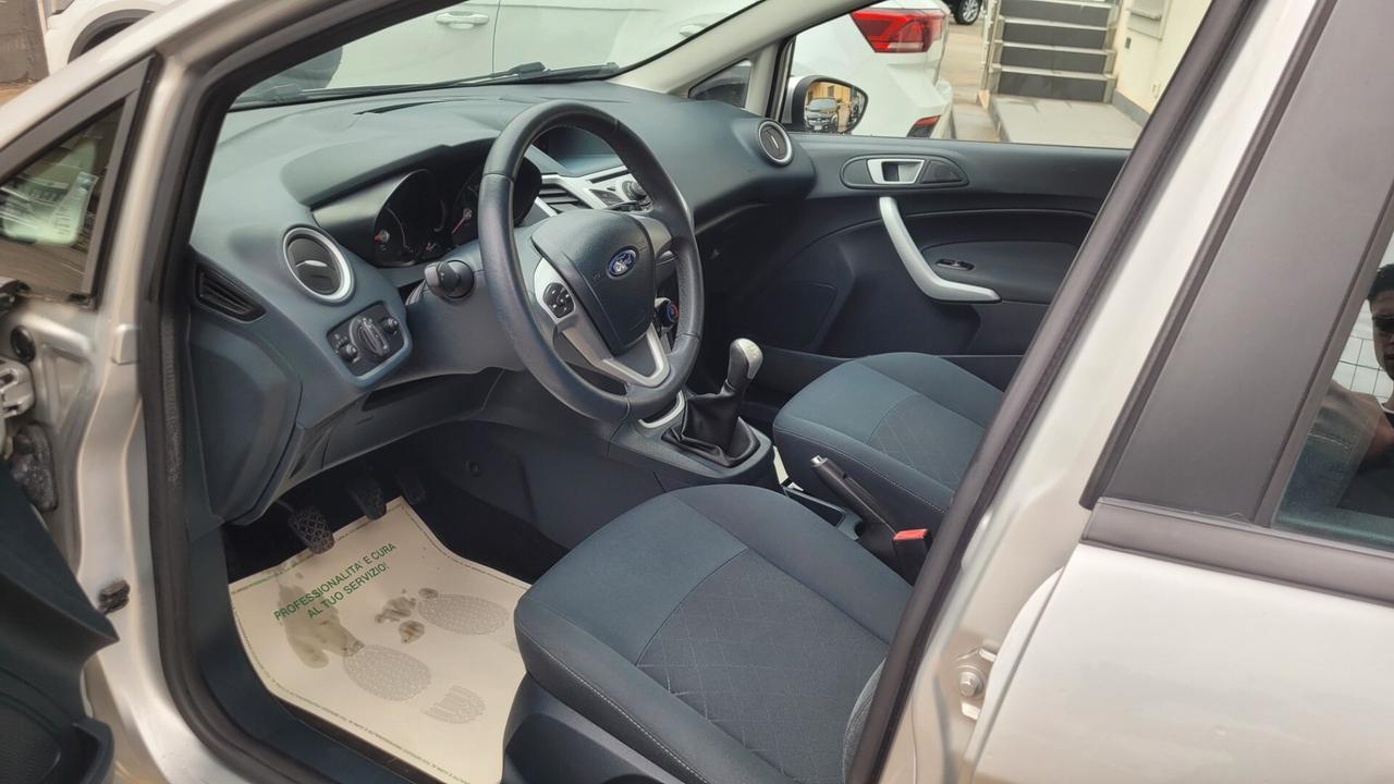Ford Fiesta 1.4 TDCi 70CV 5p. Titanium.Bs.