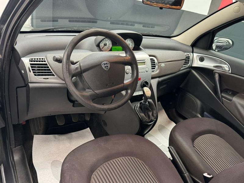 Lancia Ypsilon Ypsilon 1.2 Versus