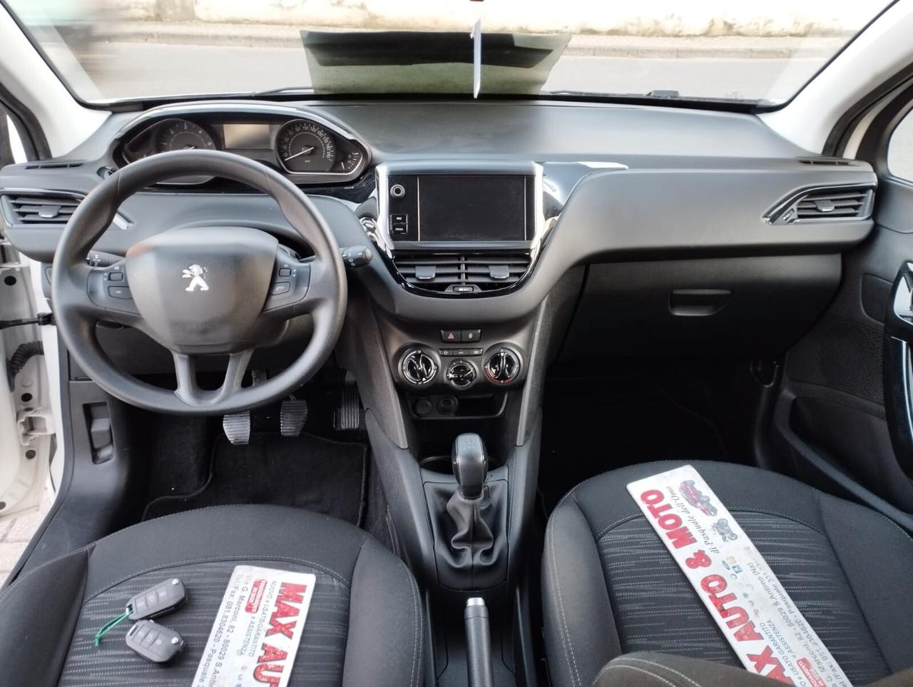 Peugeot 208 allure 2018
