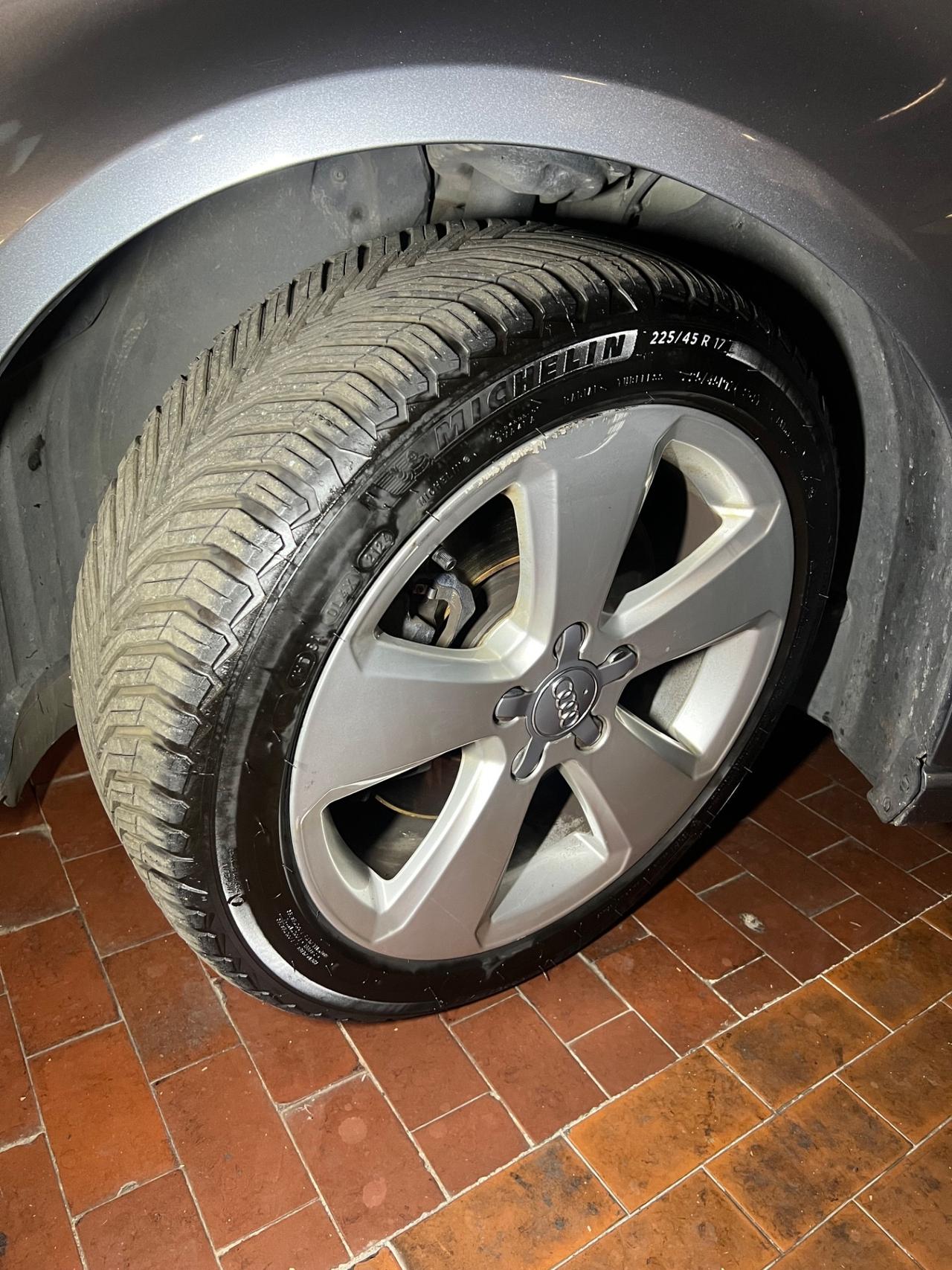 Audi A3 1.8 TFSI - QUATTRO STRONIC (gancio traino)