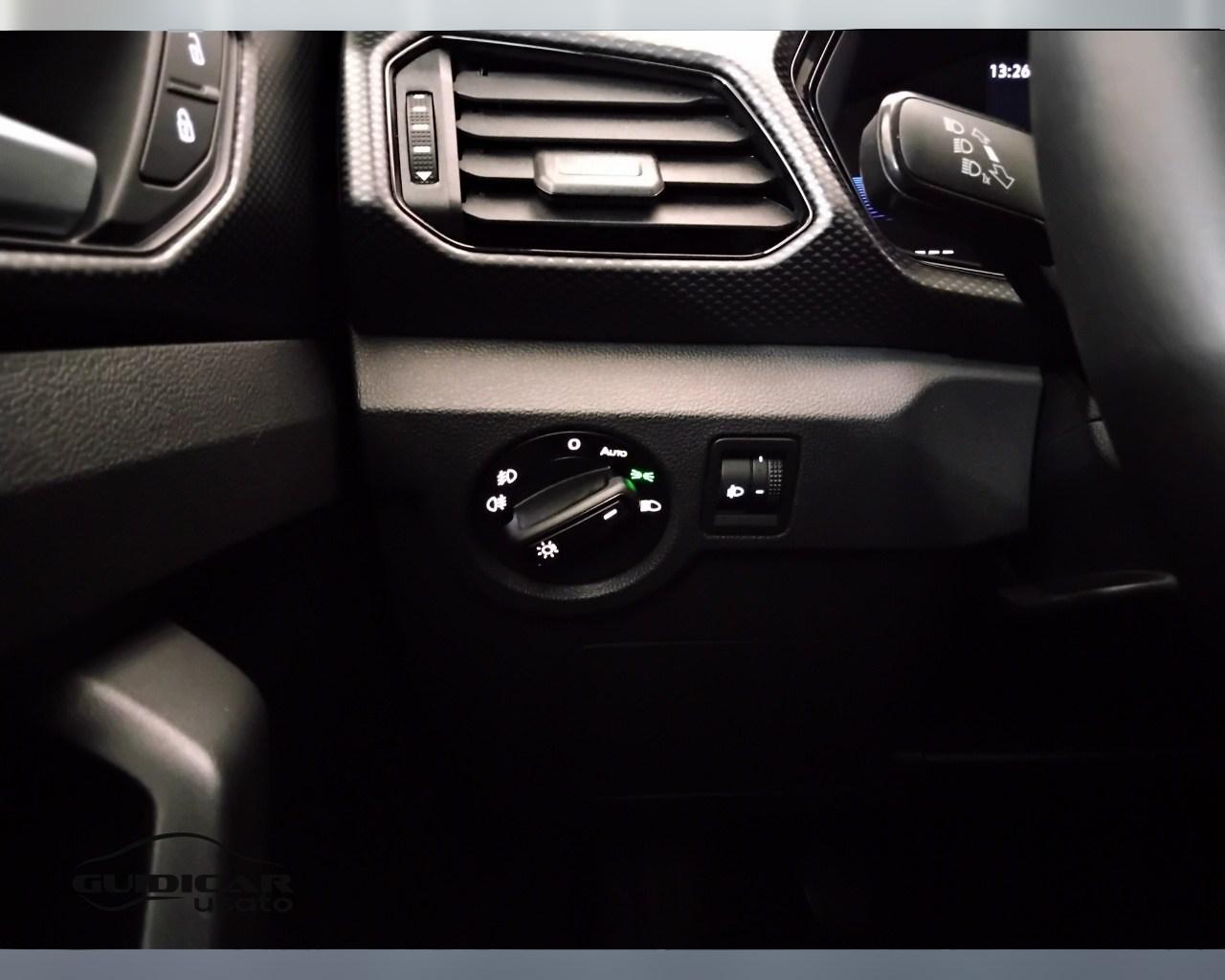 VOLKSWAGEN T-Cross 2019 - T-Cross 1.0 tsi Style 95cv