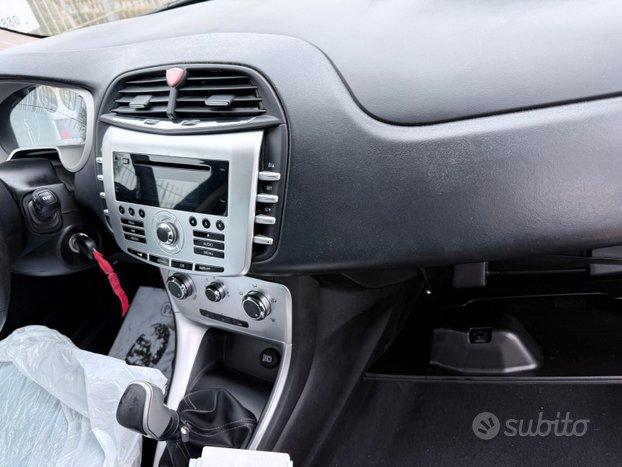 lancia delta 1.6 mtj oro