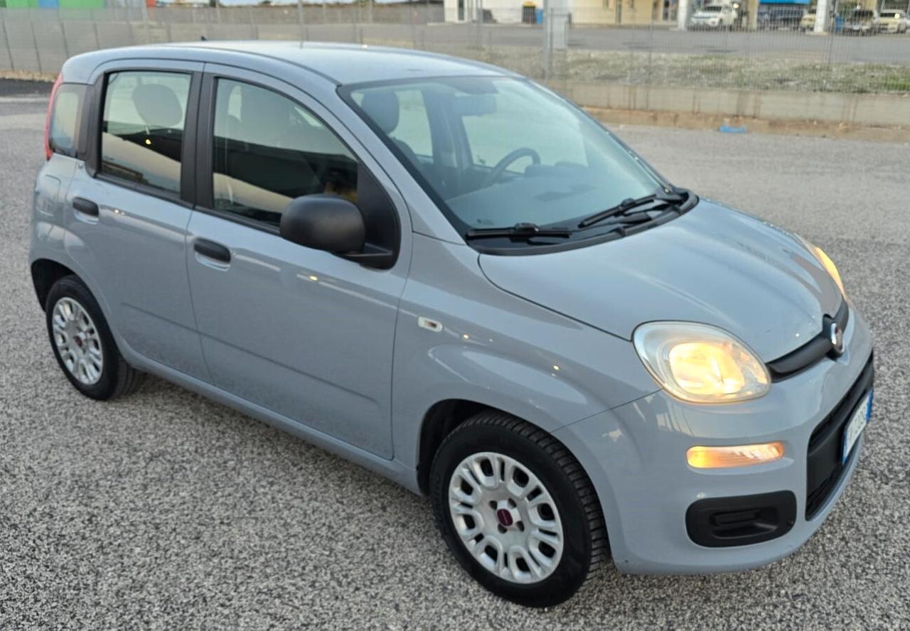 Fiat Panda 1.2 Lounge - PARI AL NUOVO -