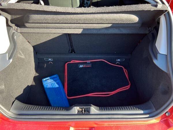 Renault Clio 1.2 75CV 5 porte Costume National