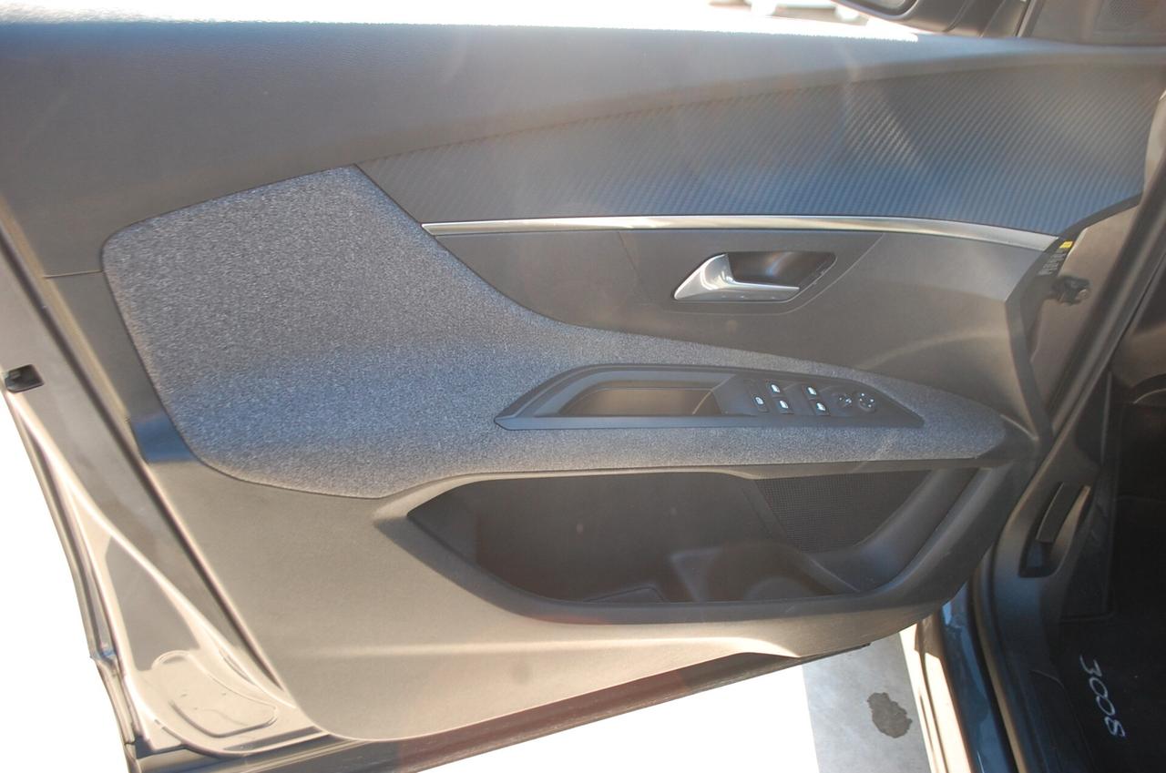 Peugeot 3008 1.5 bluehdi 131CV Active Pack S&S Uff Italy Navi