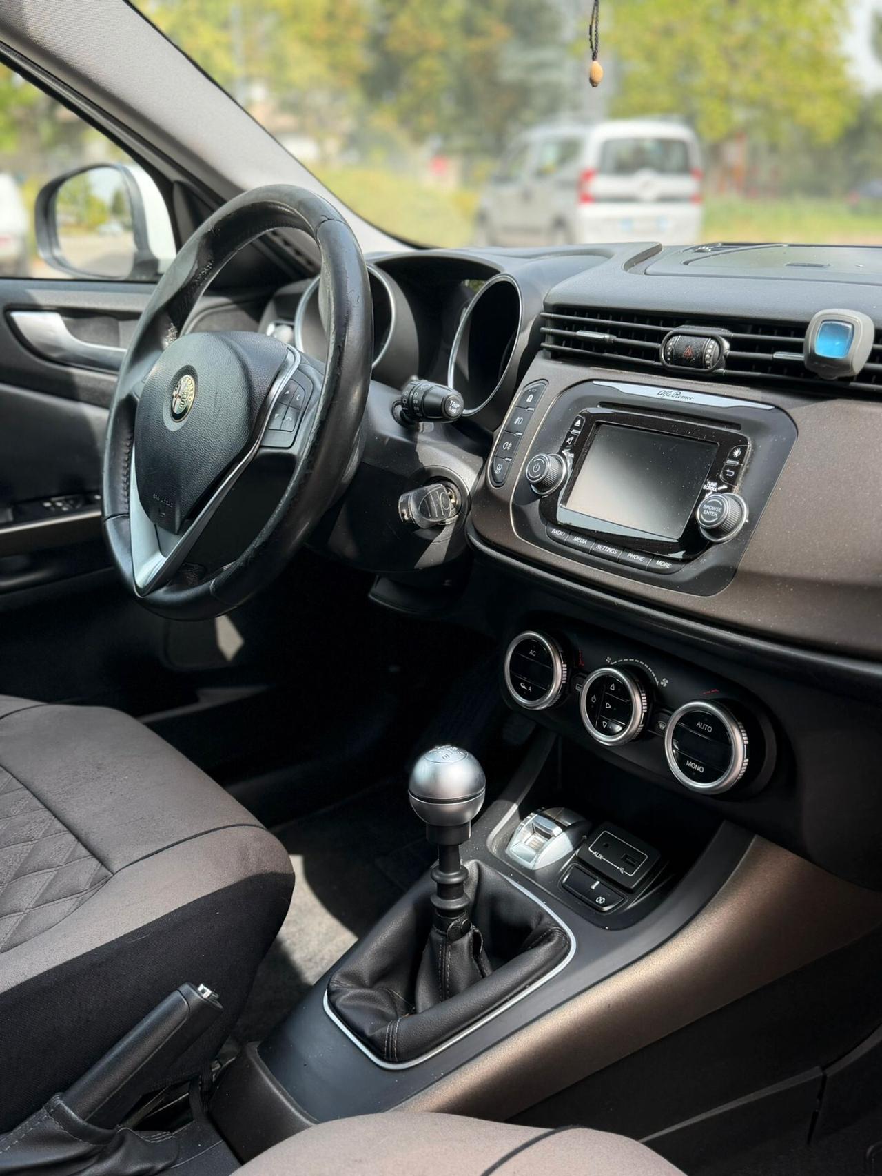 Alfa Romeo Giulietta 1.6 JTDm-2 105 CV Progression