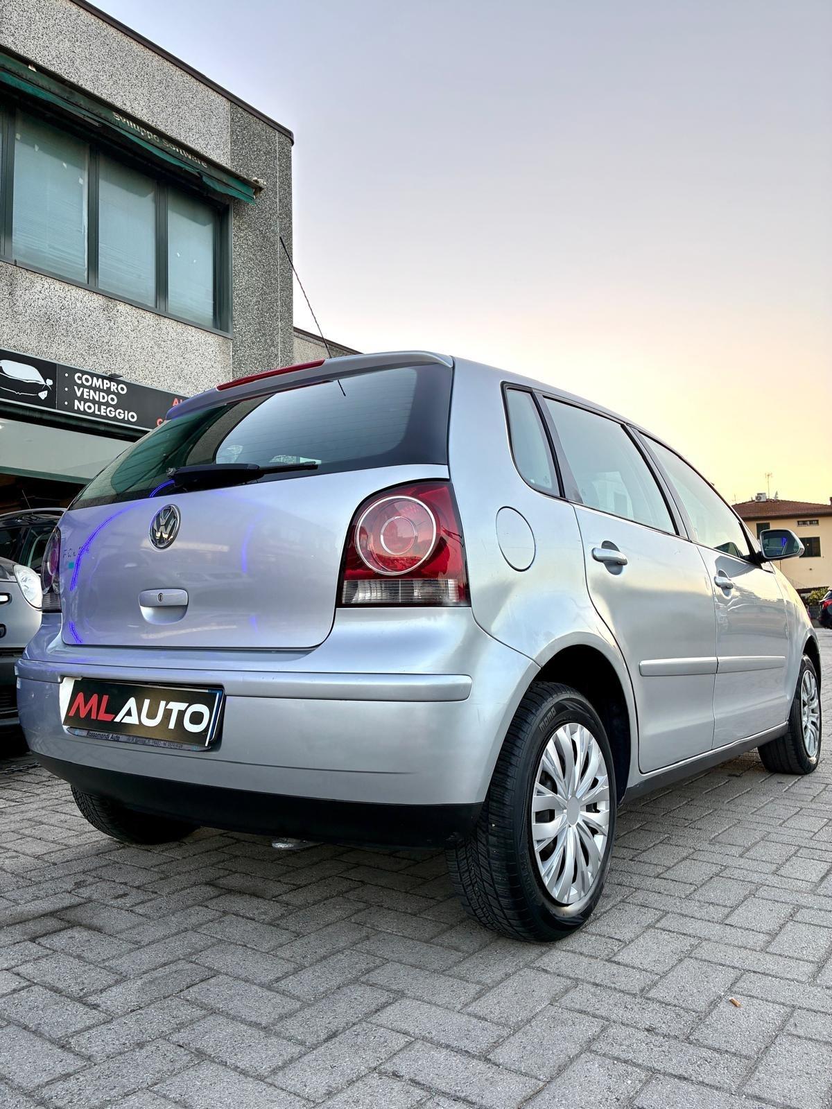 Volkswagen Polo 1.2/64CV 12V 5p. Comfortline . OK NEOPATENTATO