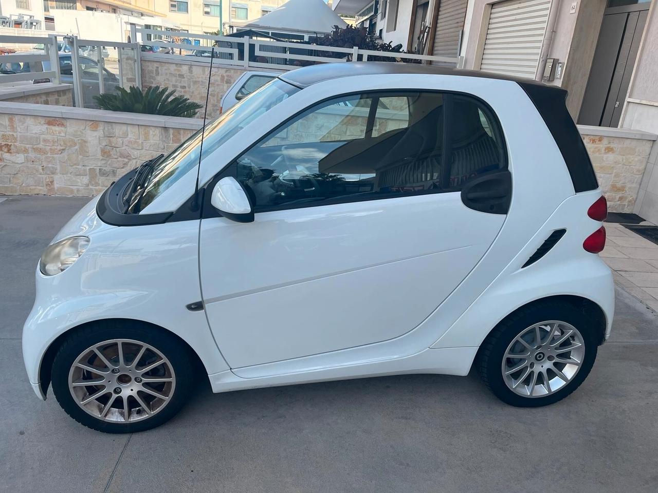 Smart ForTwo 800 40 kW coupé pure cdi