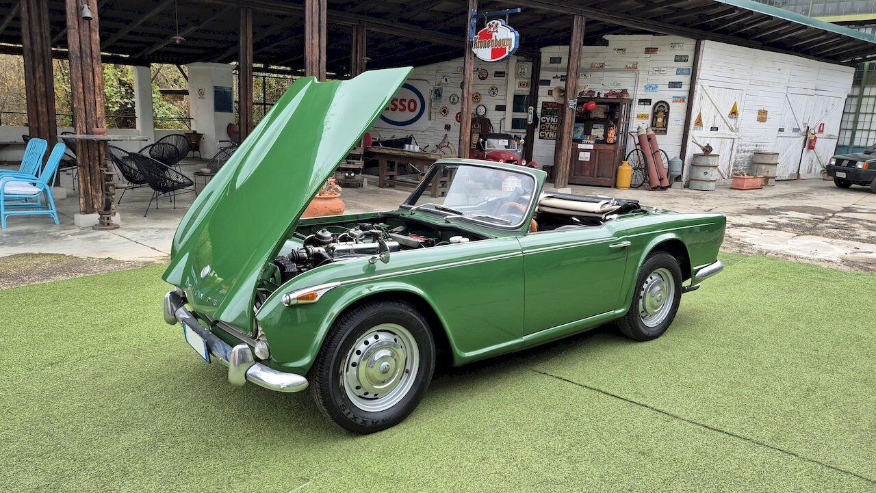 Triumph TR4A IRS – 1966