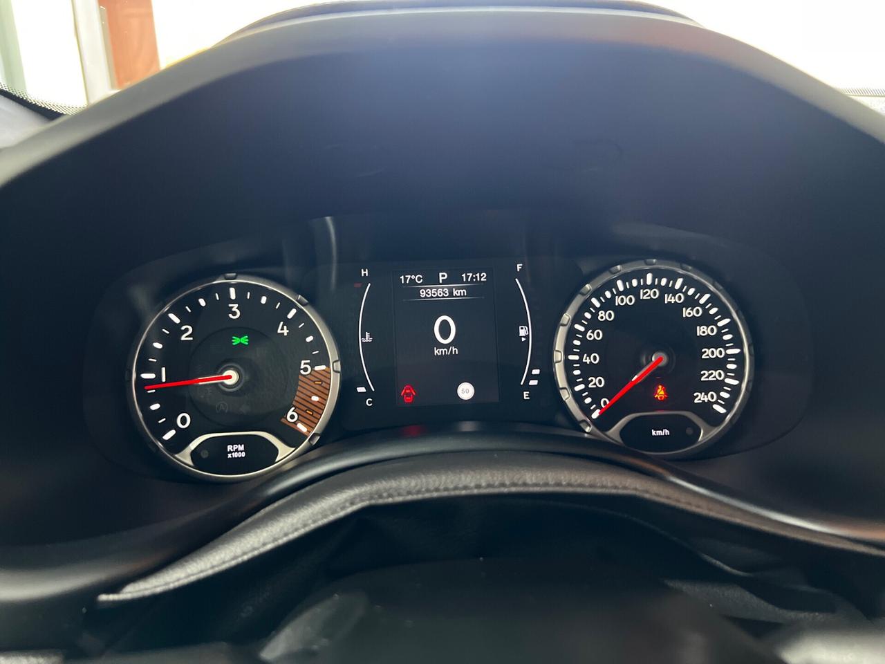 Jeep Renegade 1.6 Mjt DDCT 120 CV Night Eagle