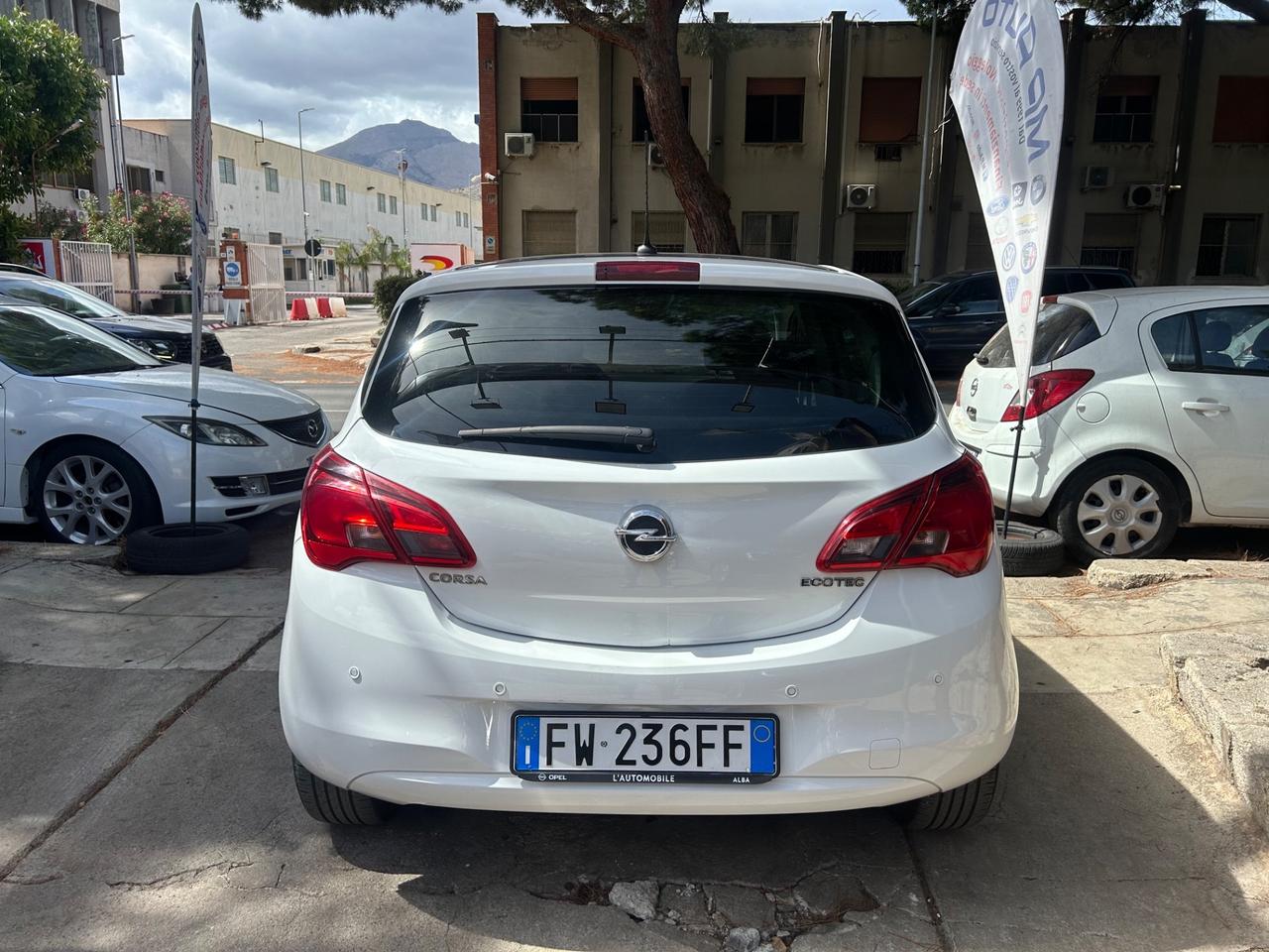 Opel Corsa 1.4 90CV GPL Tech 5 porte 120 Anniversary