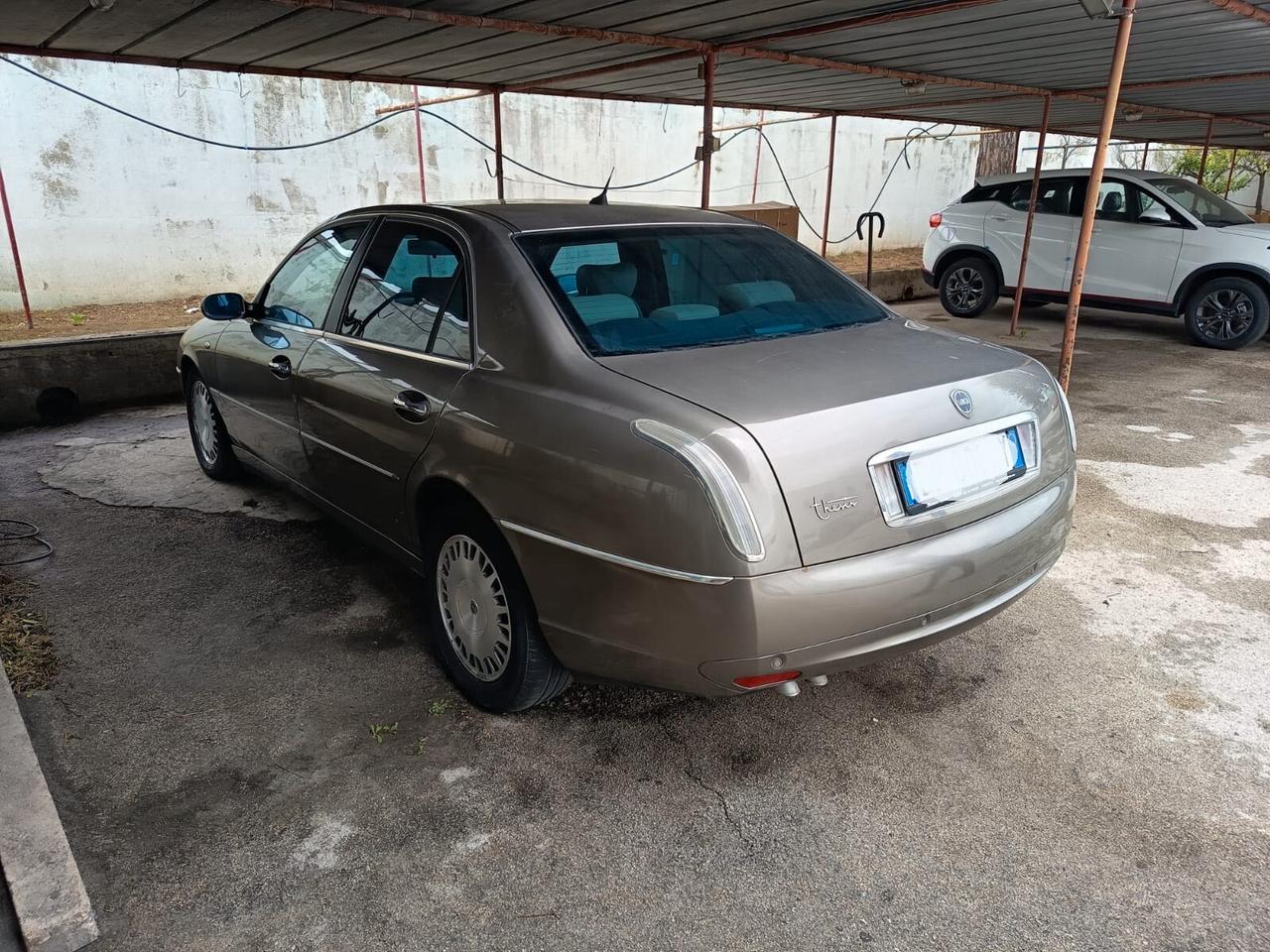 Lancia Thesis 2.4 JTD 20V aut. Executive