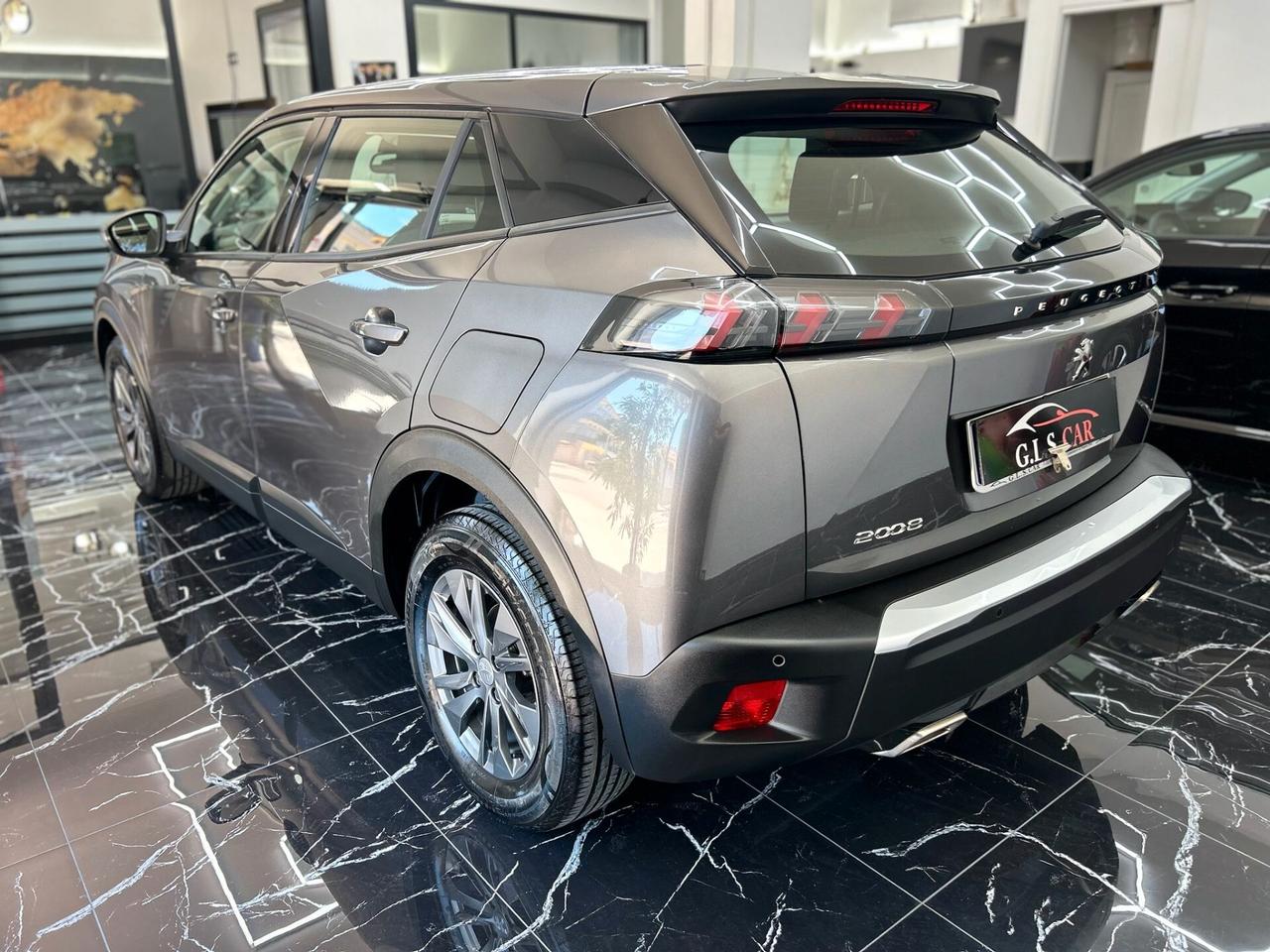 Peugeot 2008 1.2 benzina 130 CV Active pack