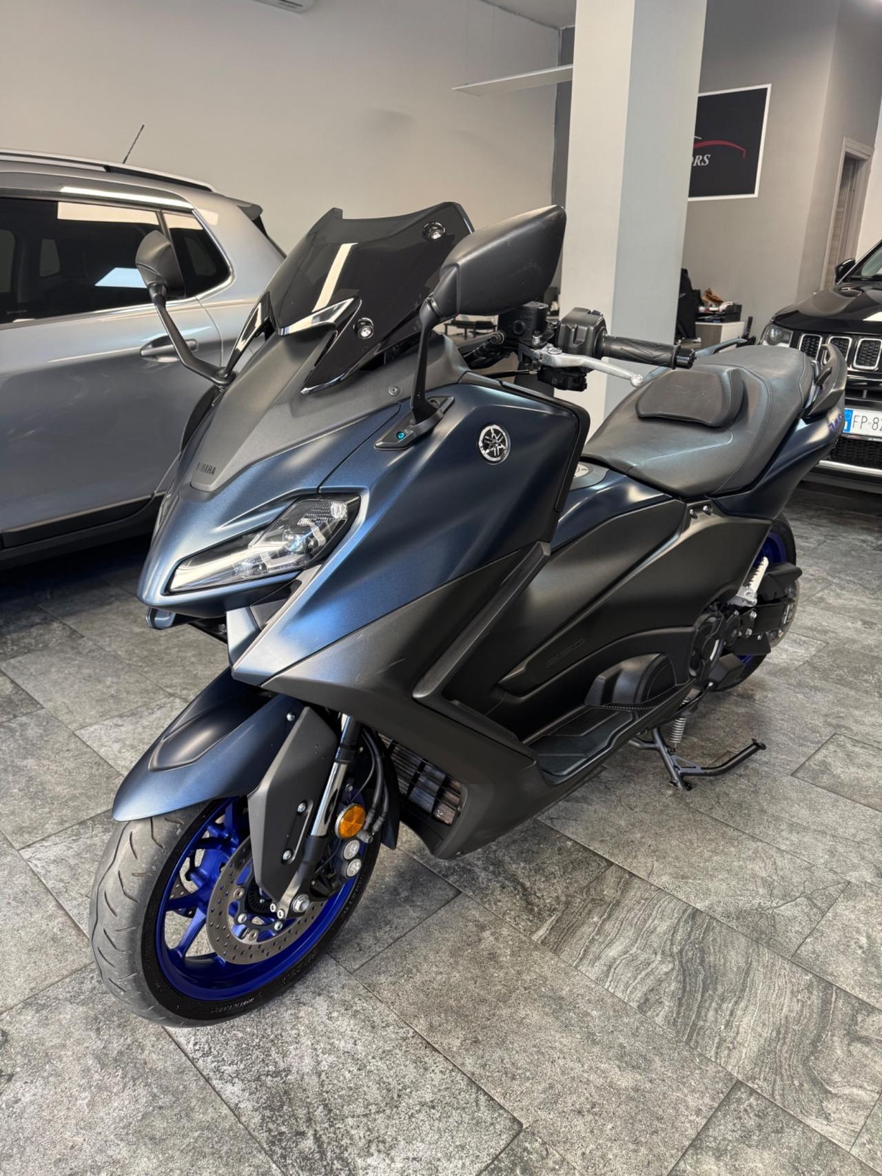 YAMAHA T-MAX 560 2022 FINANZIABILE