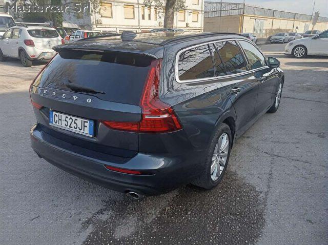 VOLVO V60 V60 2.0 b4 Momentum Business Pro auto - GH525JF