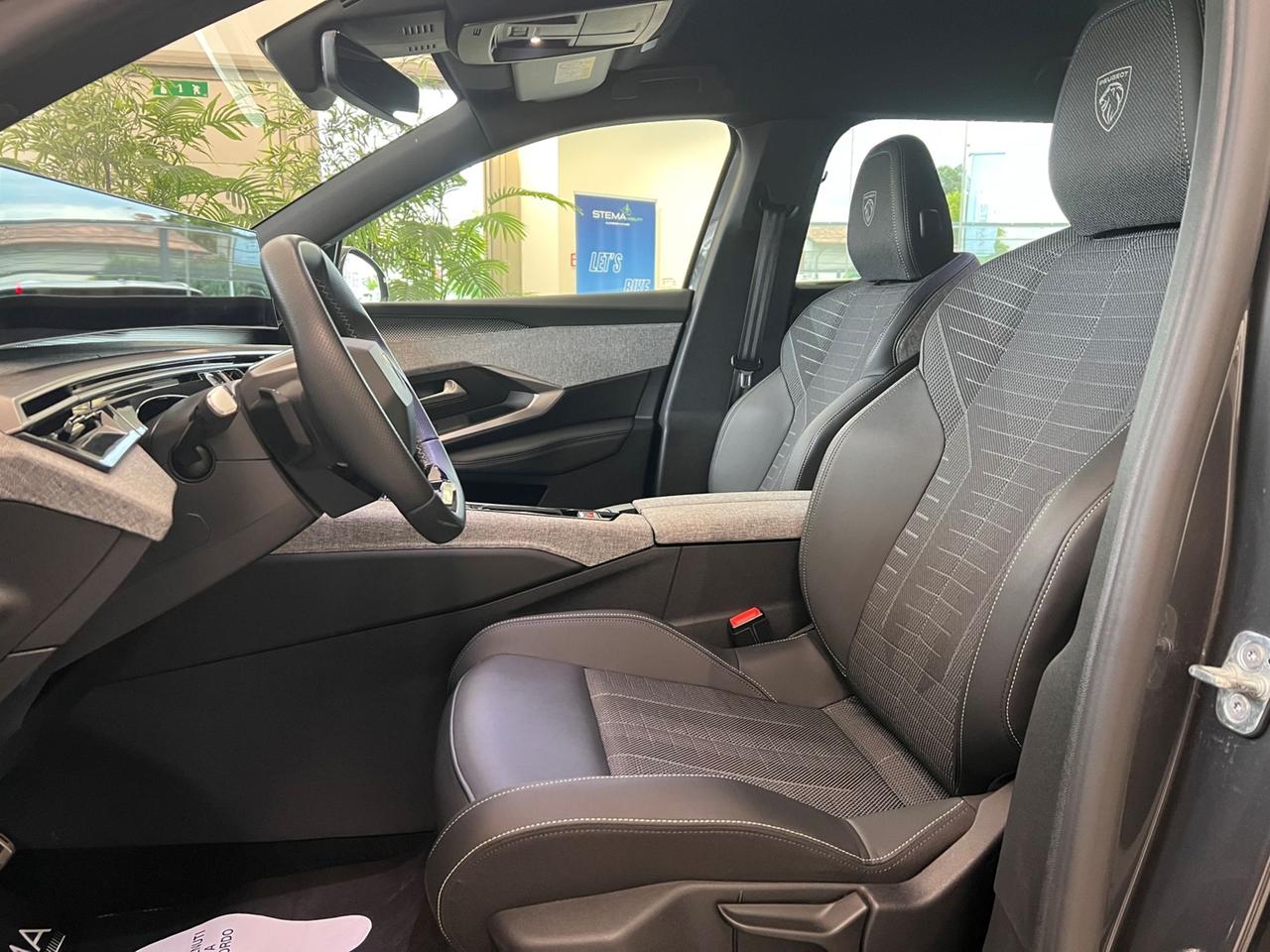 PEUGEOT 5008 III 2024 Hybrid 145 E-DCS6 GT - VARI COLORI!