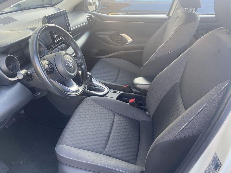 Toyota Yaris Hybrid Trend MY21