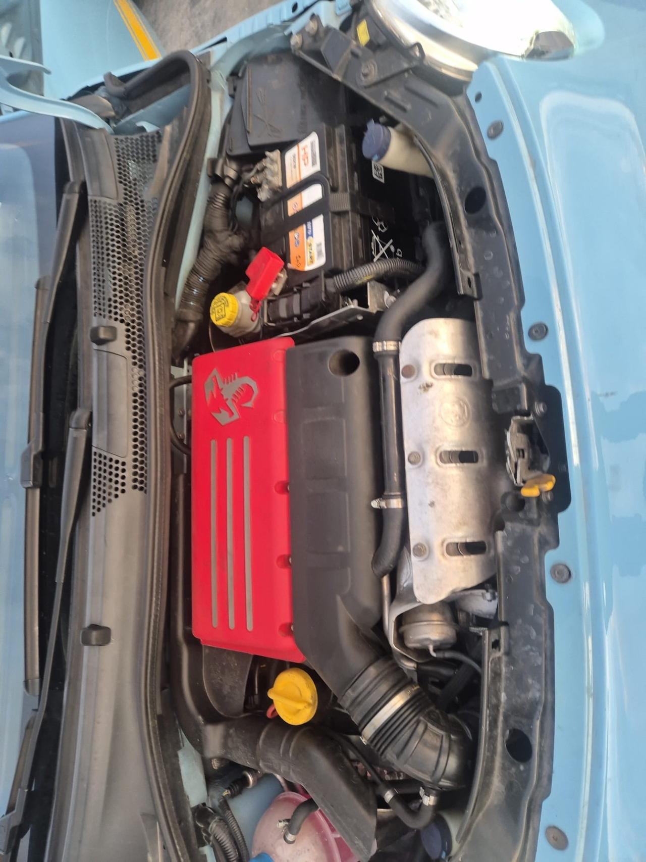 Abarth 500 1.4 Turbo T-Jet MTA Custom