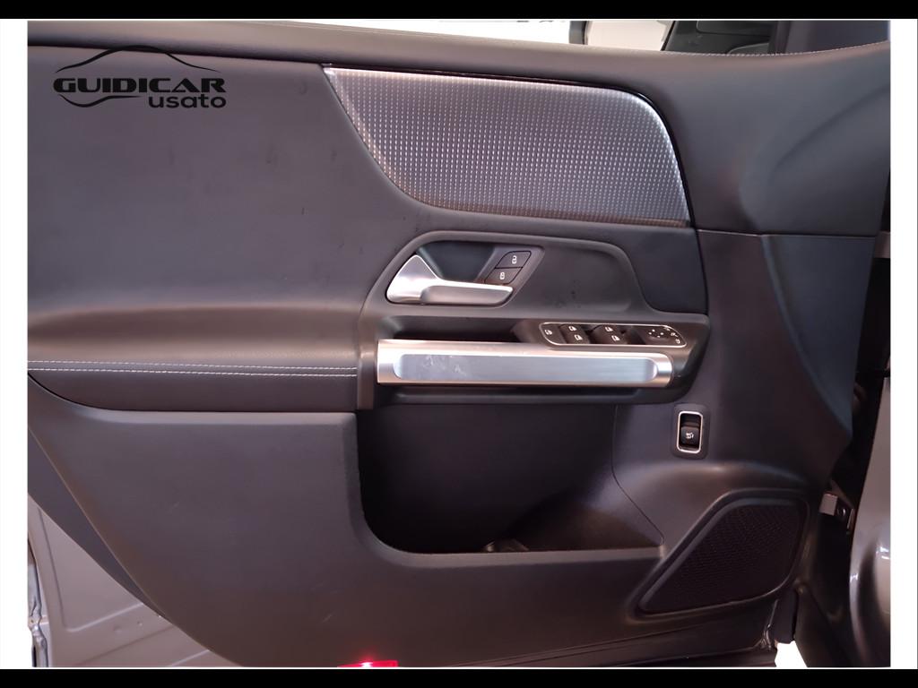 Mercedes-Benz GLB - X247 2019 - GLB 200 d Sport Plus auto