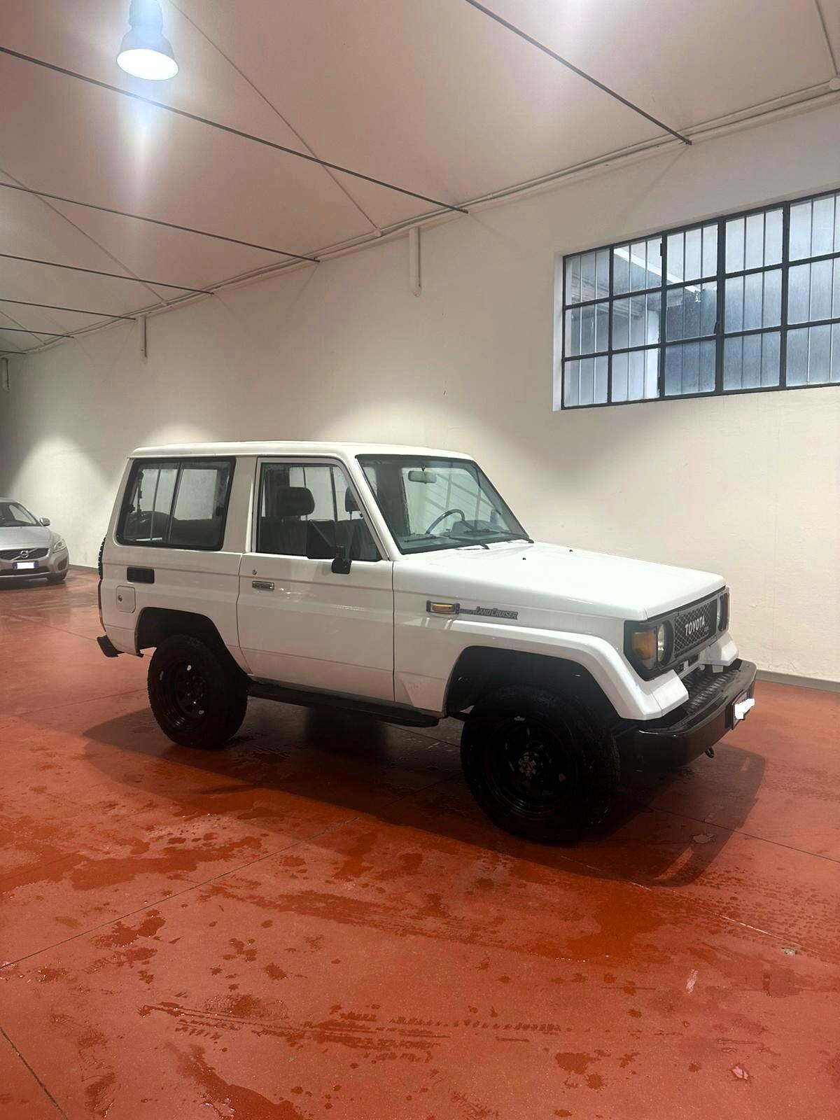 Toyota Land Cruiser 2.4D VETTURA 5 POSTI-A.S.I A LIBRETTO-GANCIO TRAINO