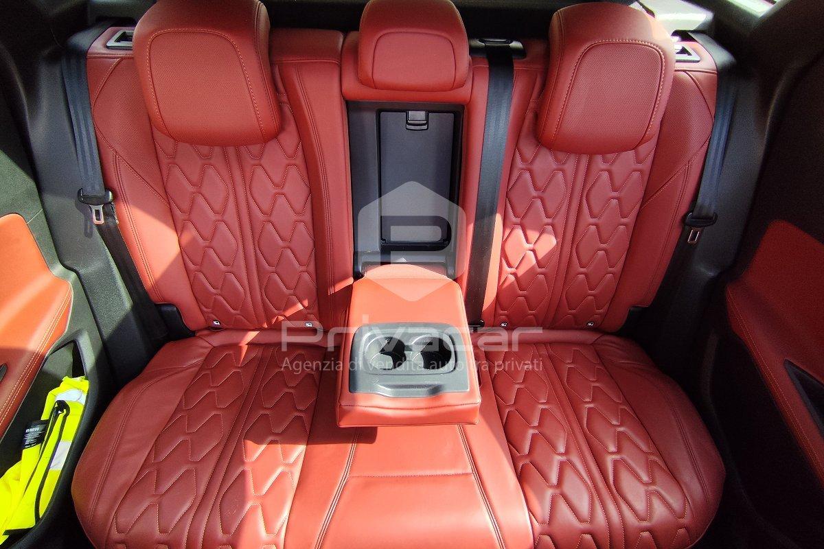 PEUGEOT 3008 Hybrid4 300 e-EAT8 GT Pack