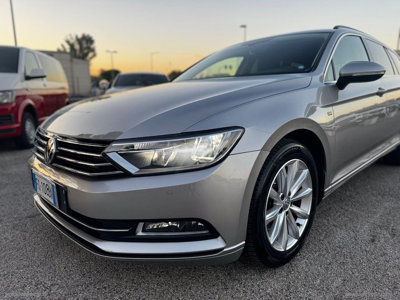 VOLKSWAGEN Passat Variant 2.0 TDI DSG Highline BMT
