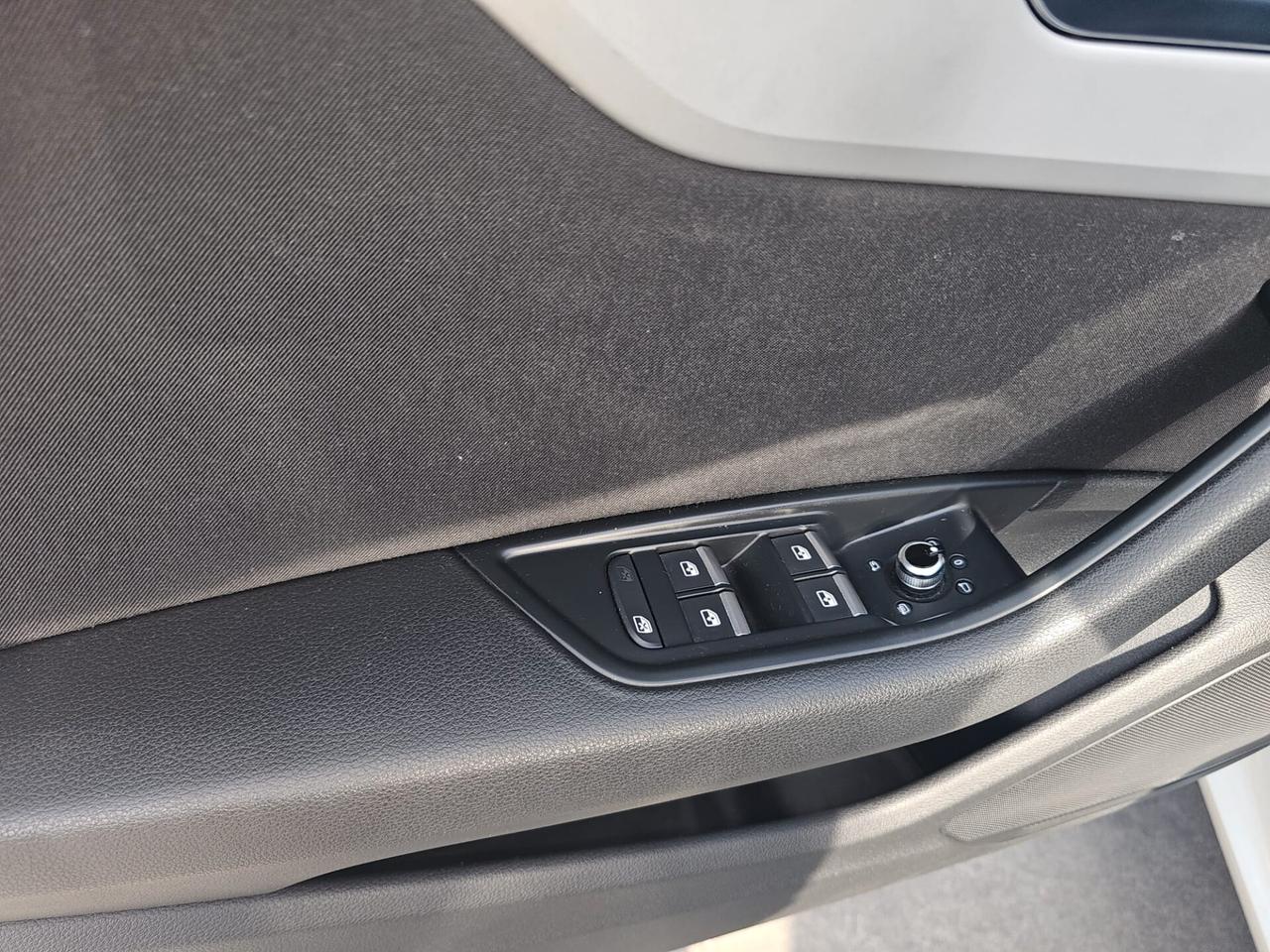 Audi A4 Avant 2.0 TDI clean diesel Business