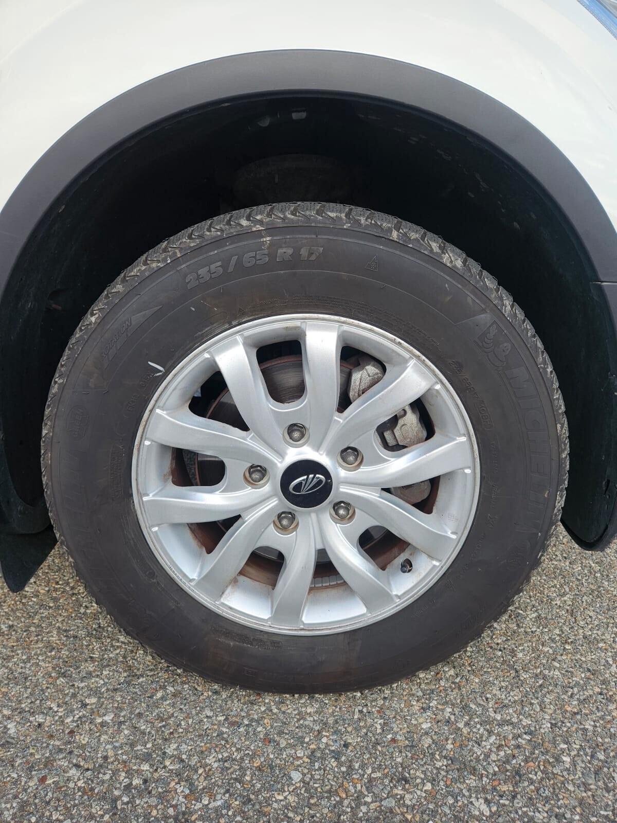 Mahindra XUV500 TRAZIONE INTEGRALE