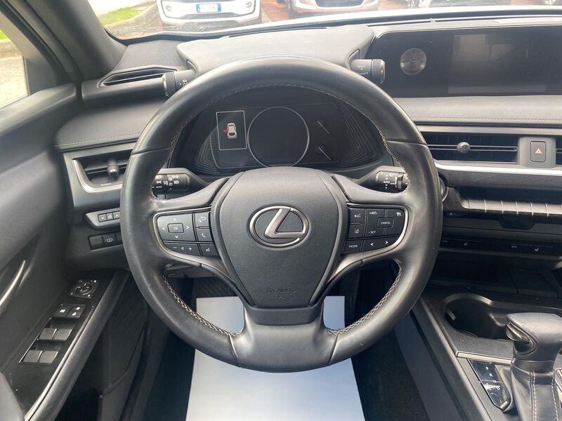 Lexus UX Hybrid Premium