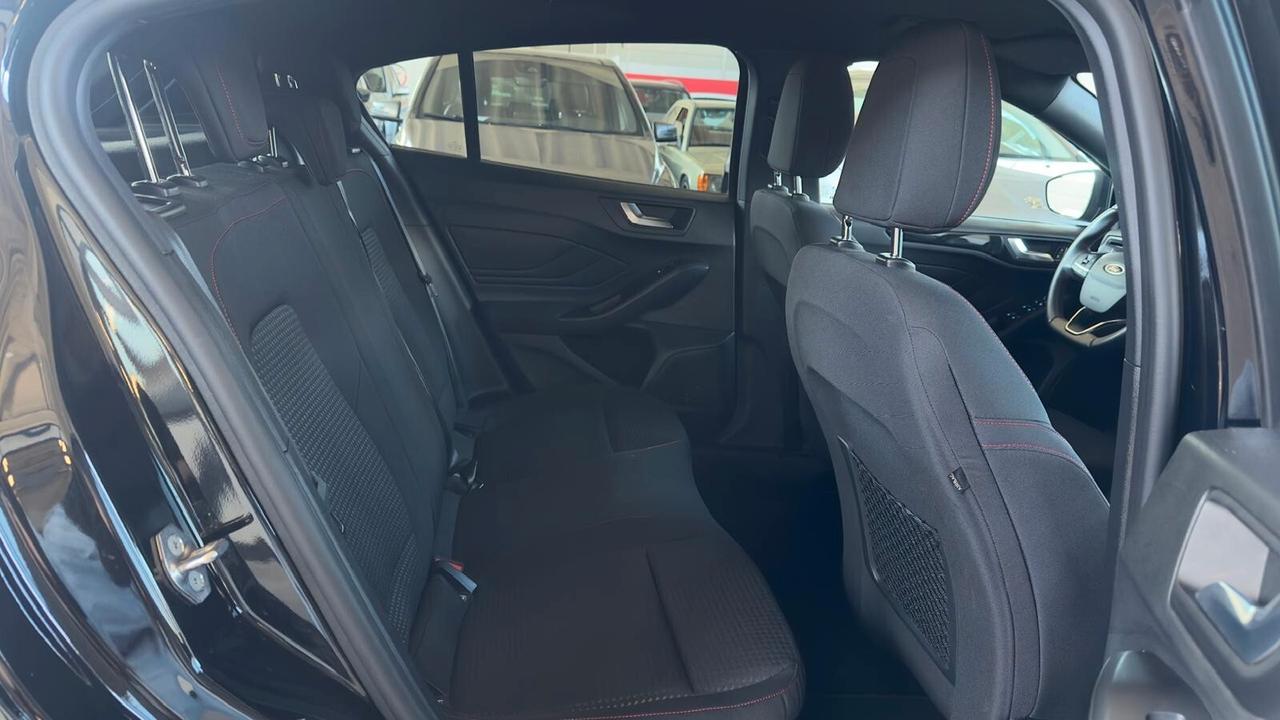 Ford Focus 1.0 EcoBoost Hybrid 125 CV 5p. ST-Line