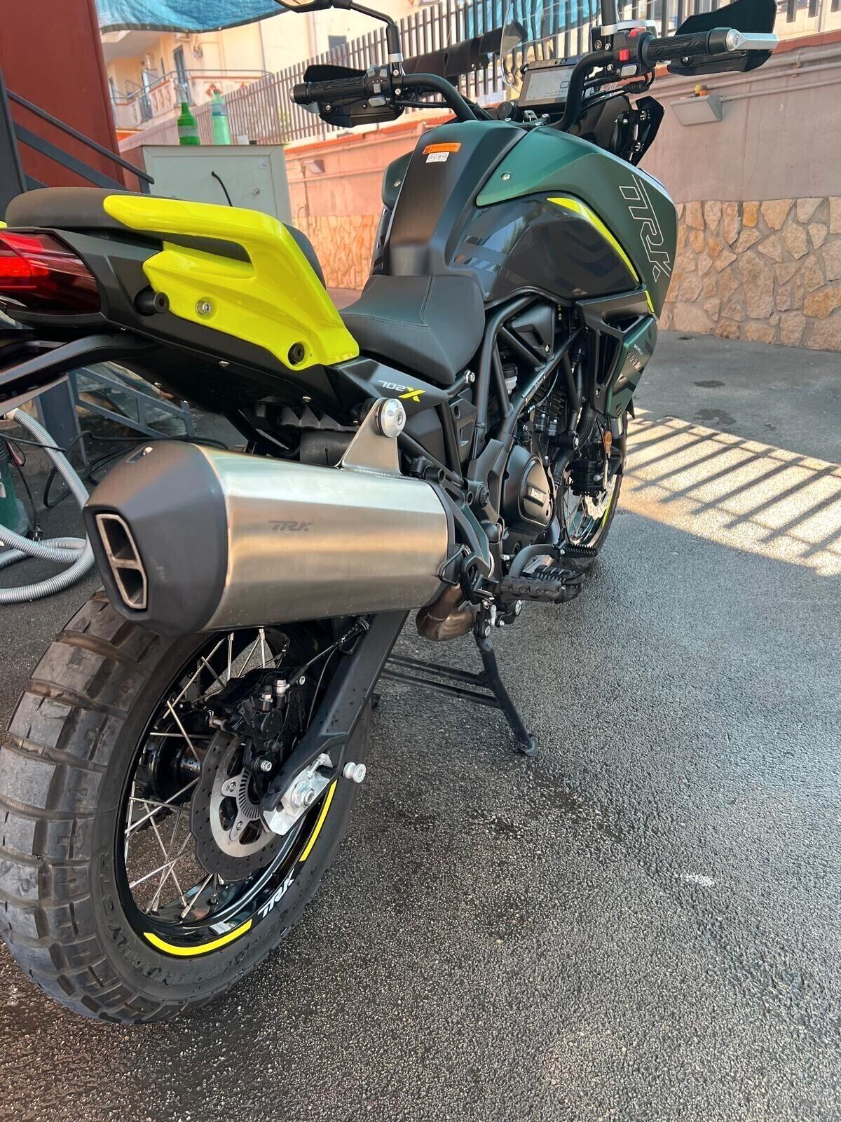 Benelli TRK 702 X TOURING