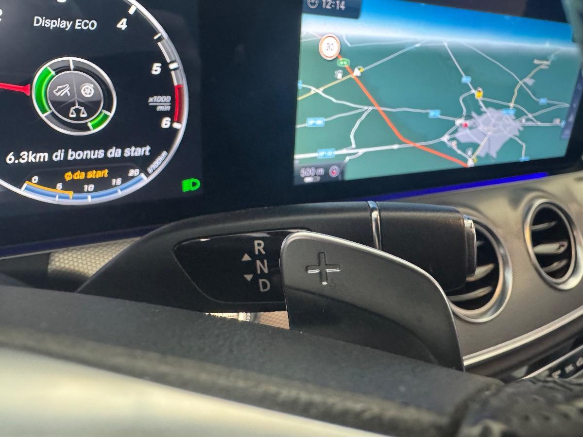 MERCEDES E 220d S.W. Auto Premium plus TETTO/ LUCI/ LED