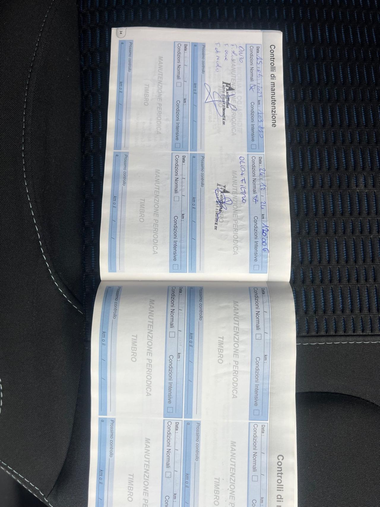 Peugeot 208 1.4 HDi 68 CV 5 porte Active