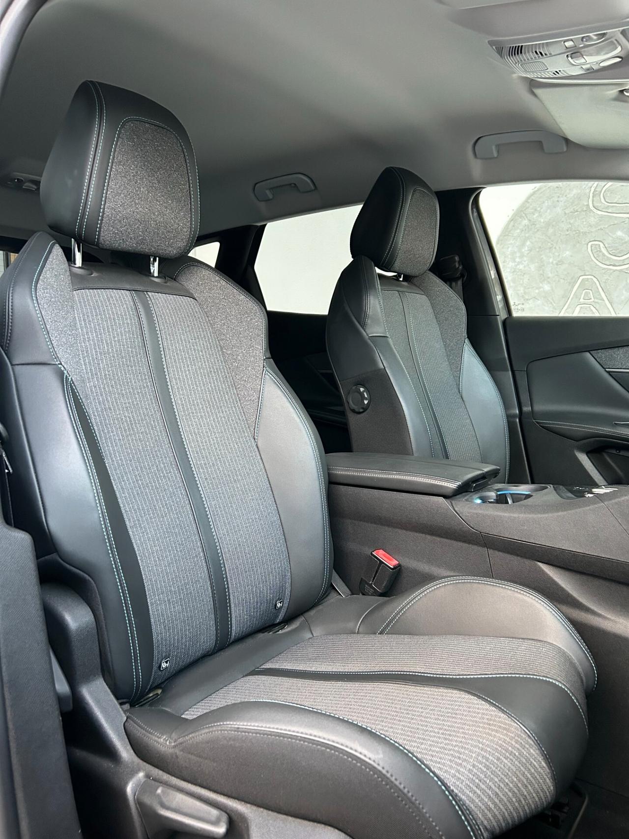 Peugeot 3008 BlueHDi 130 S&S EAT8 Allure