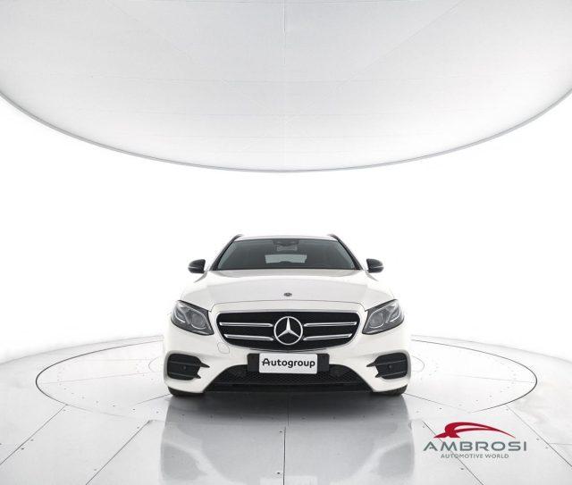 MERCEDES-BENZ CLA sse E 220 d 4Matic Auto Premium