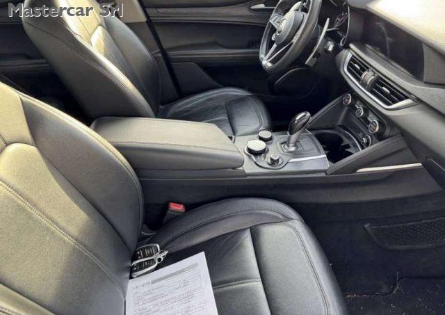 ALFA ROMEO Stelvio Stelvio 2017 2.2 t Super Q4 210cv auto - FP126SZ