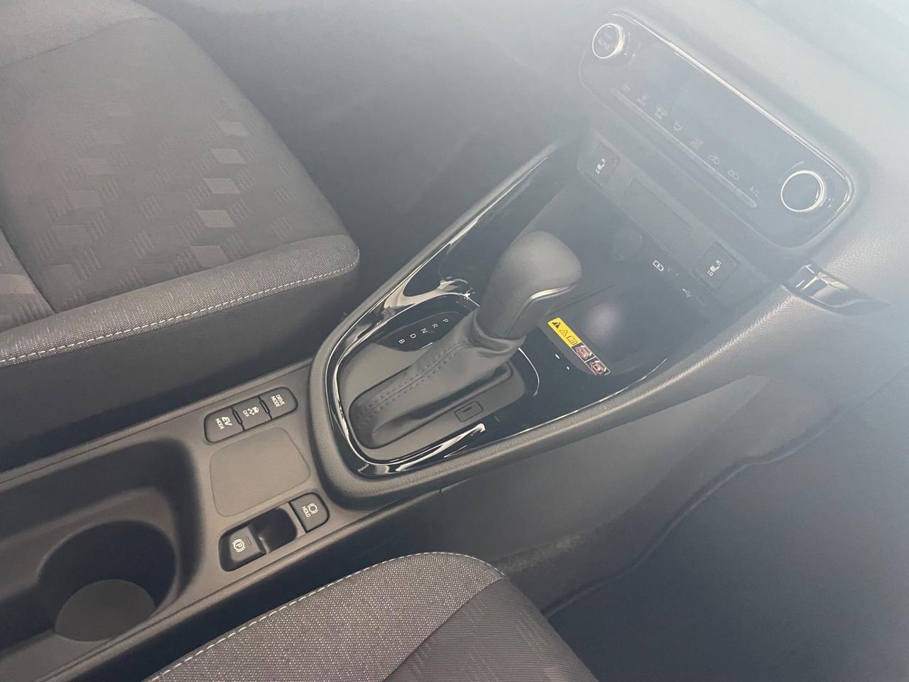 Toyota Yaris 1.5 Hybrid 5 porte Trend